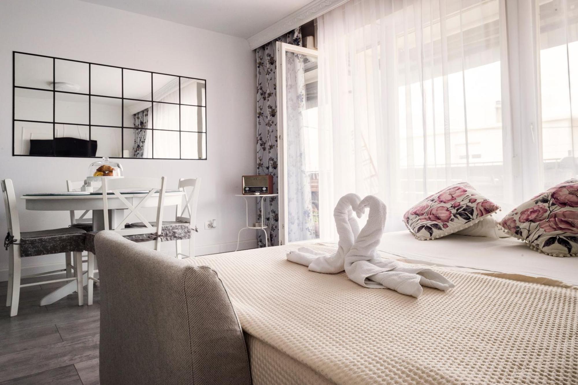 Apartman Hill โปดสตรานา ภายนอก รูปภาพ